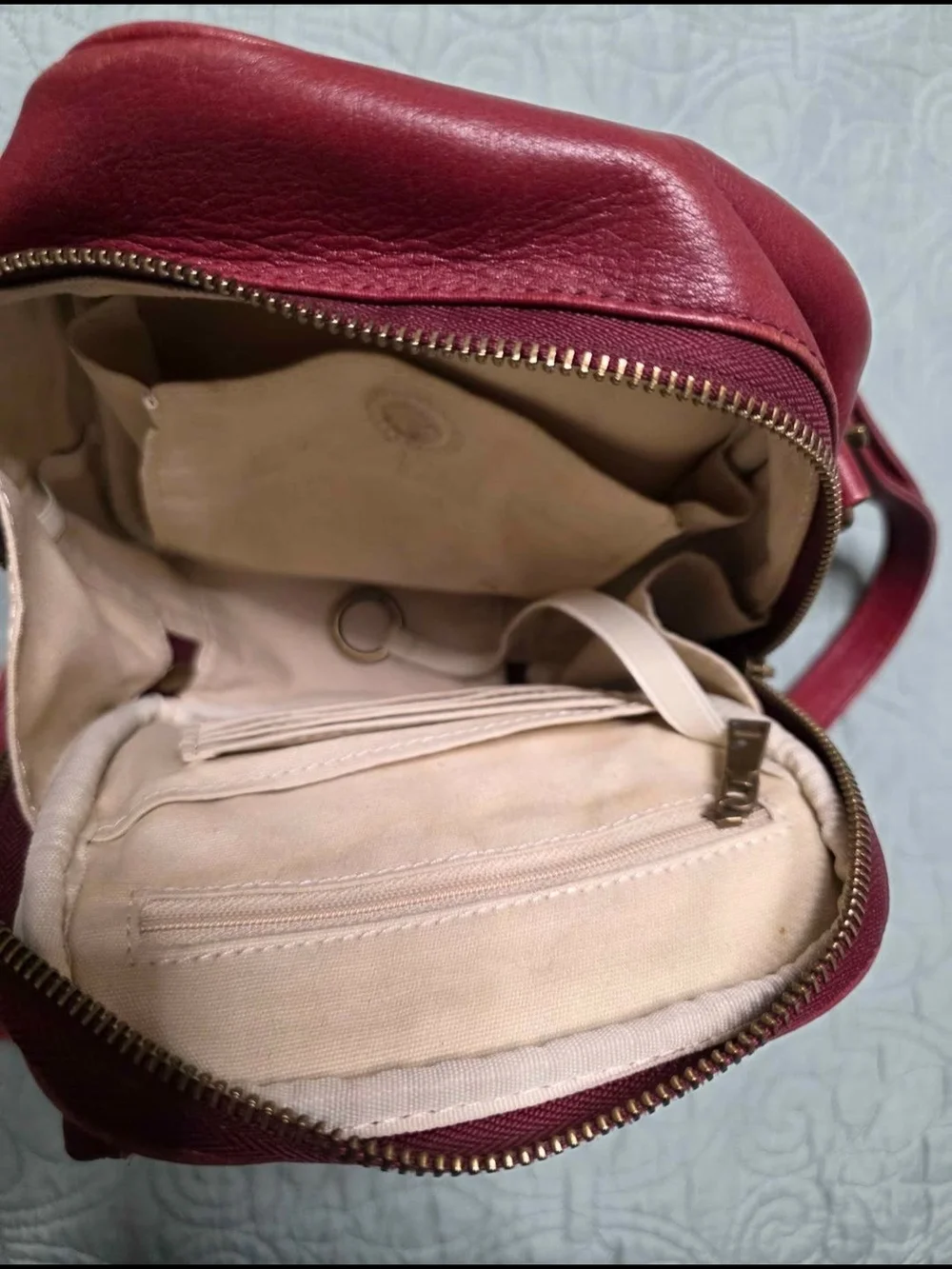 Minooy Naya Small Crossbody Bag in Wine Red